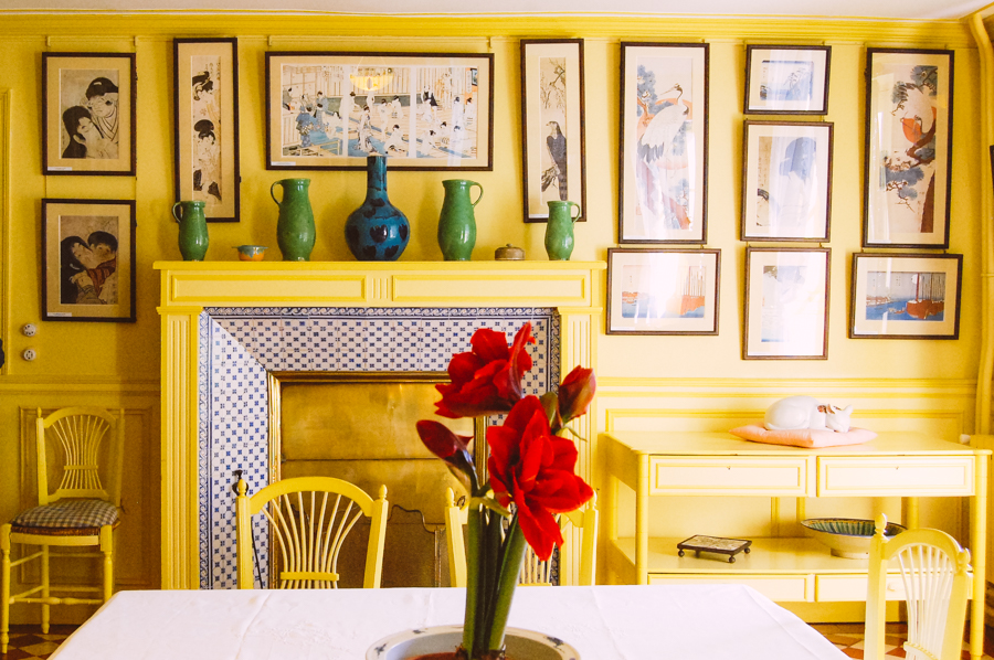 A peek inside Monet's colourful house